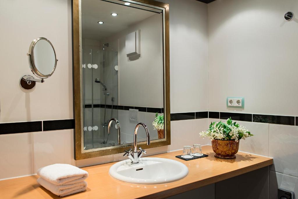 Zeller-Hotel+Restaurant Kahl am Main ห้อง รูปภาพ