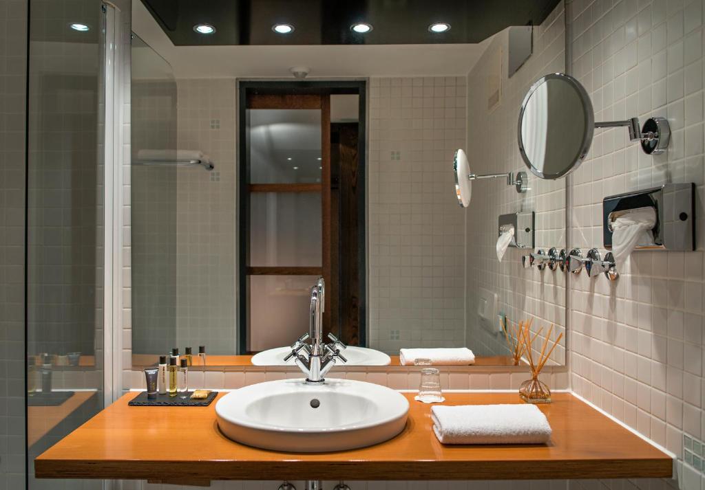 Zeller-Hotel+Restaurant Kahl am Main ภายนอก รูปภาพ